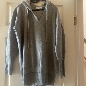 Naadam Cashmere Hooded Sweater in Heathered Gray, XS
